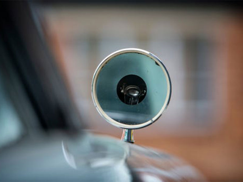 عرض سيارة "جيمس بوند" الشهيرة للبيع بسعر خيالي